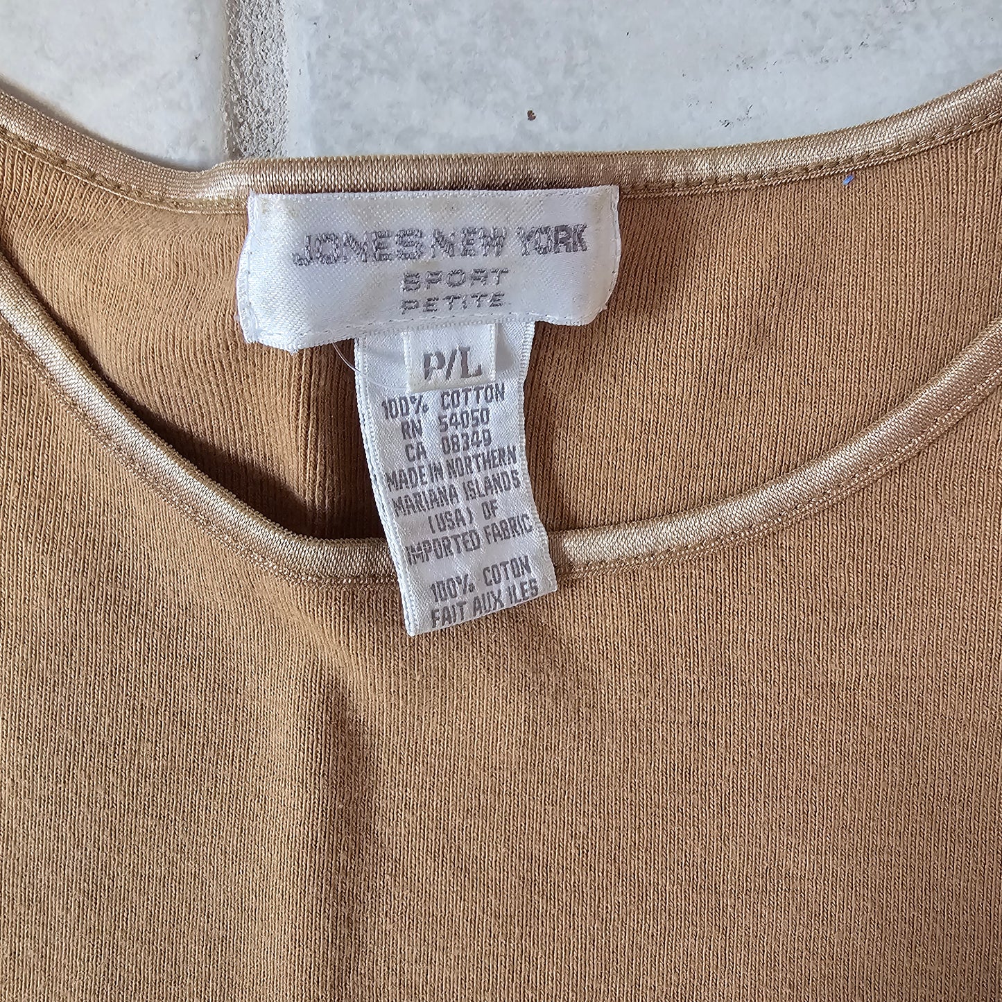 jones new york sport petite tan tee shirt