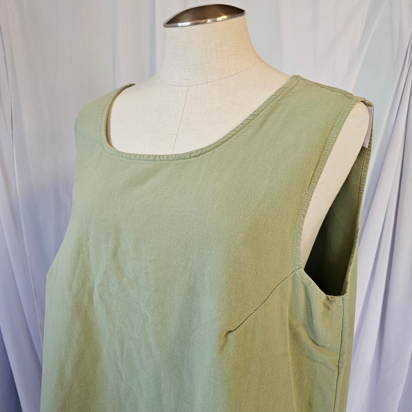 better than basic green sleeveless embroidered maxi dress