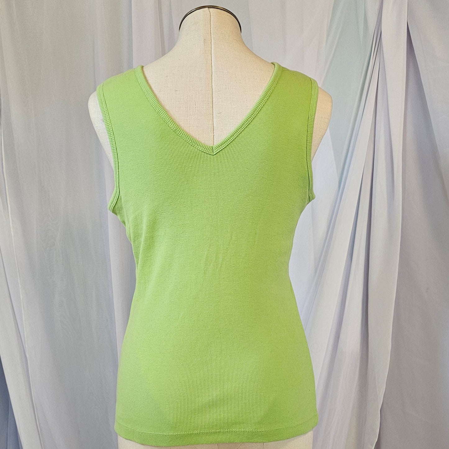 basic editions green ribbed v neck tank top