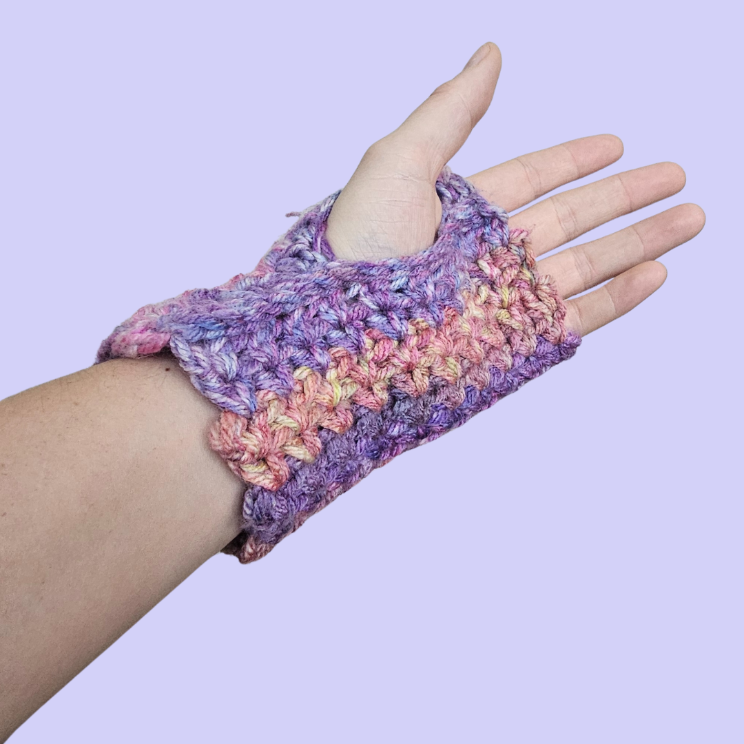 crochet small fingerless gloves