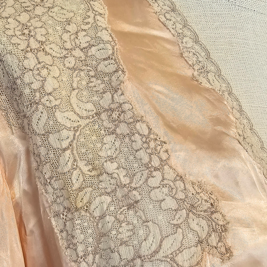 vintage peach and ivory lace bed jacket