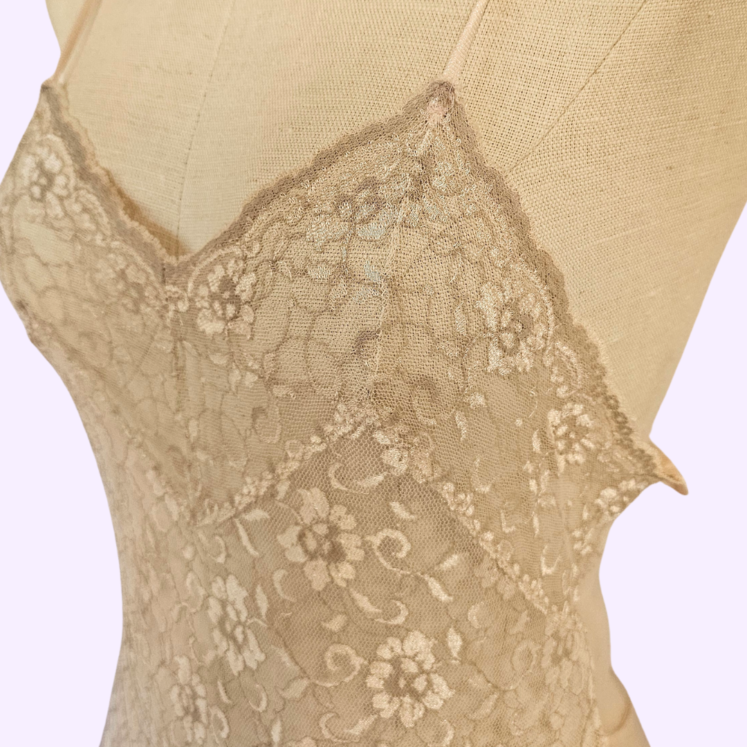 undercover wear lace peach camisole