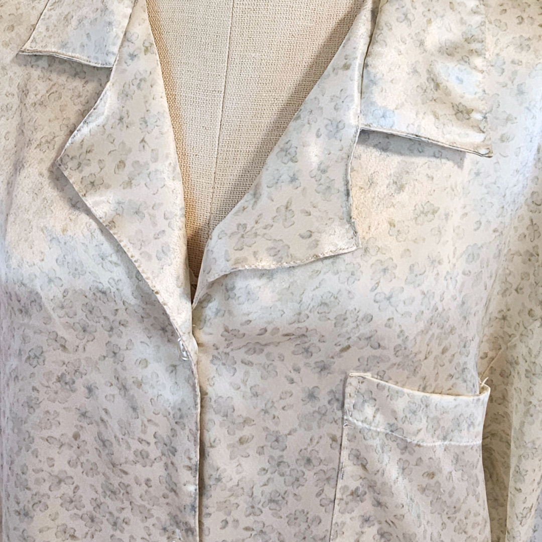 fantasies by morgan taylor ivory & blue floral button down