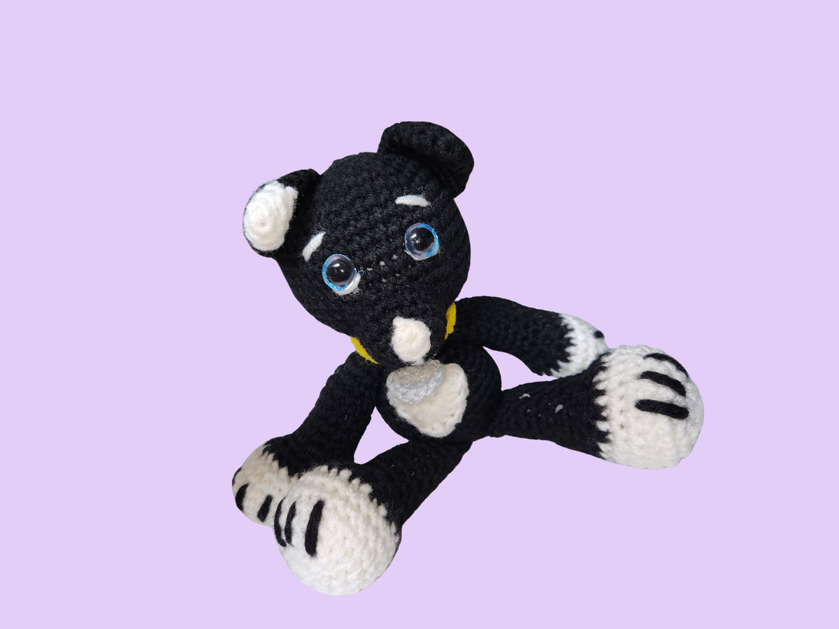 crochet cat stuffie