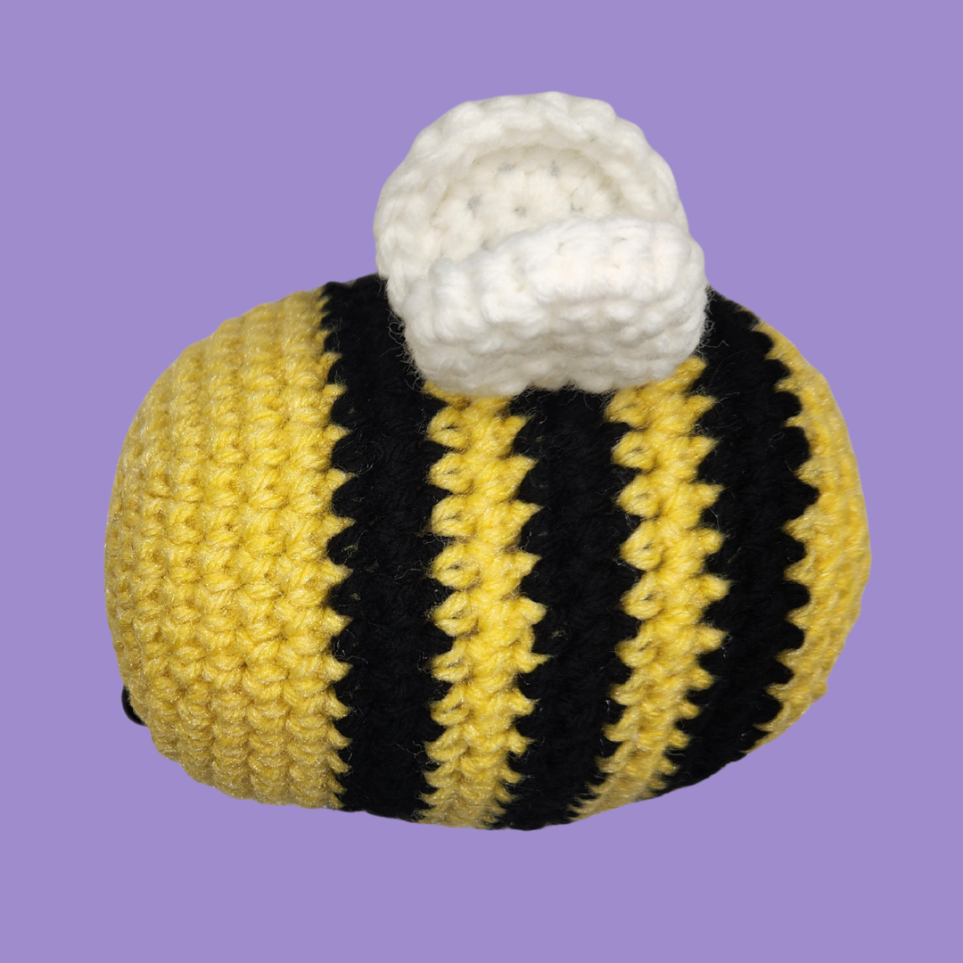 crochet bee stuffie